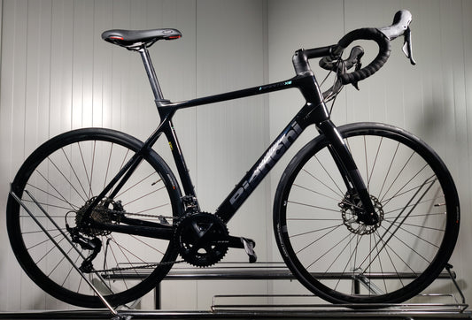 Bianchi Infinito xe 57cm - käytetty maantiepyörä 1,8-1,86m