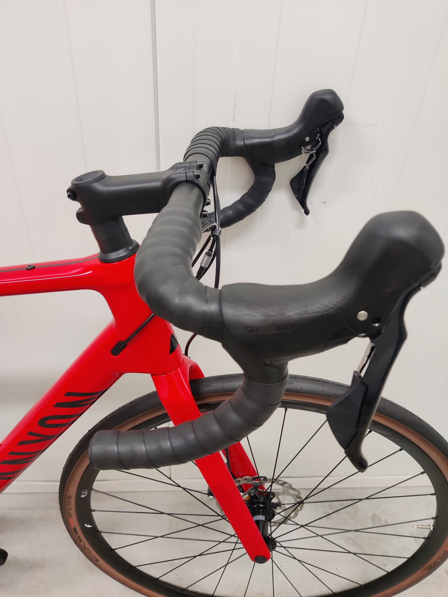 Canyon Endurace CF 7 M 2023 käytetty maantiepyörä