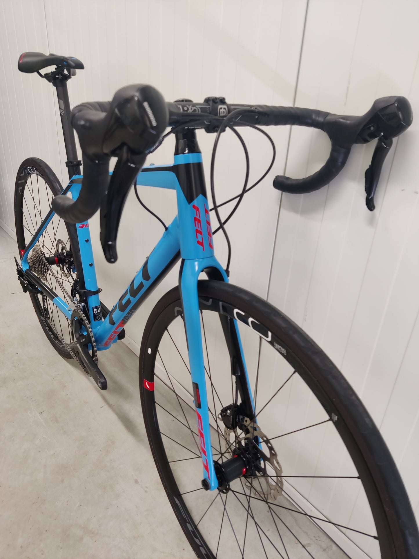 Felt vr30 54cm 2018 käytetty maantiepyörä
