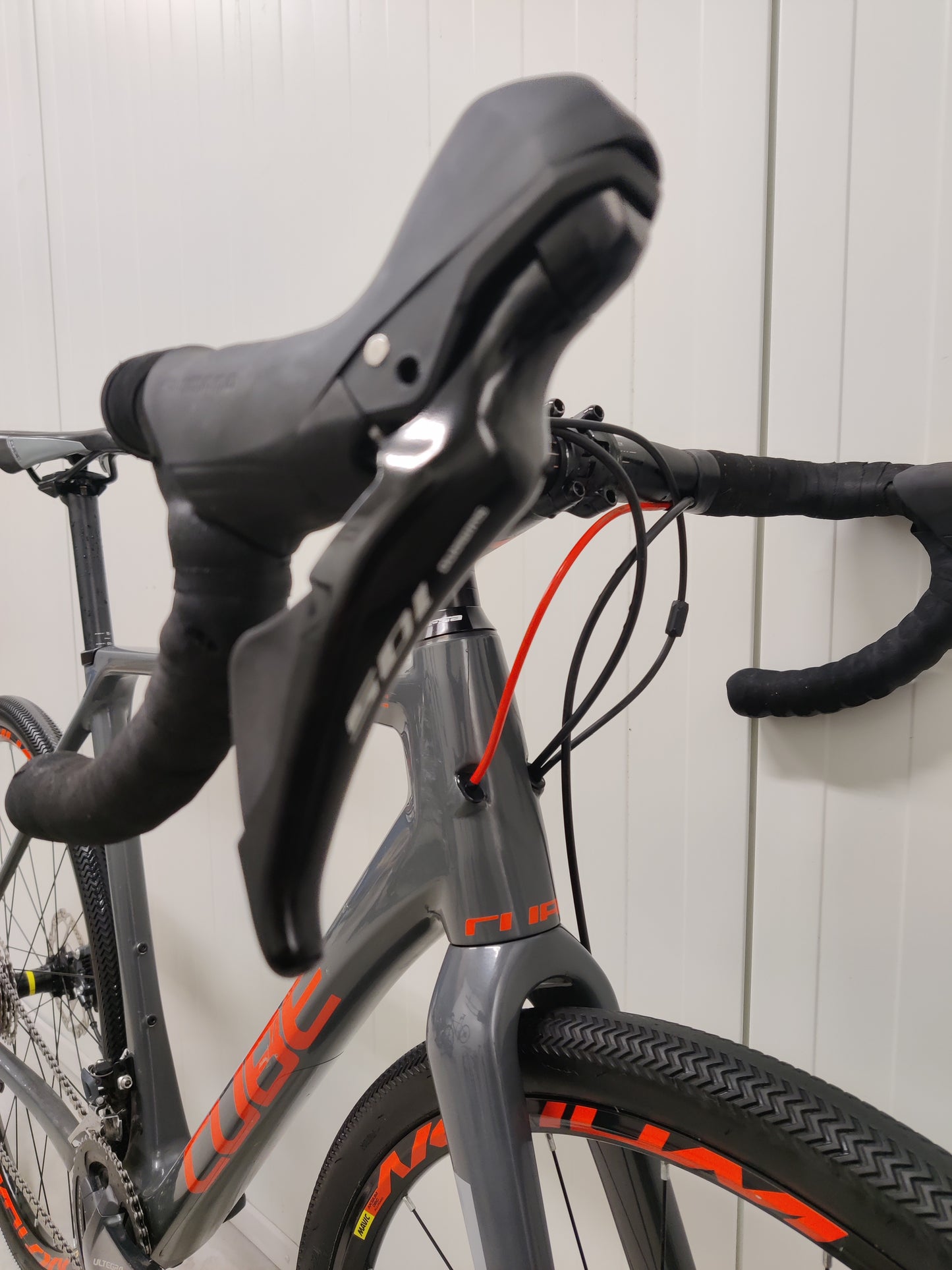 Cube CROSS RACE C:62 Pro 56 2018  n. 172-182 cm käytetty gravel-pyörä