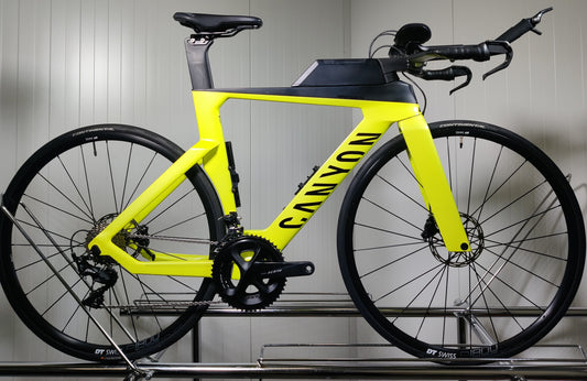Canyon Speedmax CF 7 Disc - 1,65-175m - 2023 - käytetty triathlon-pyörä - käytetty aika-ajopyörä
