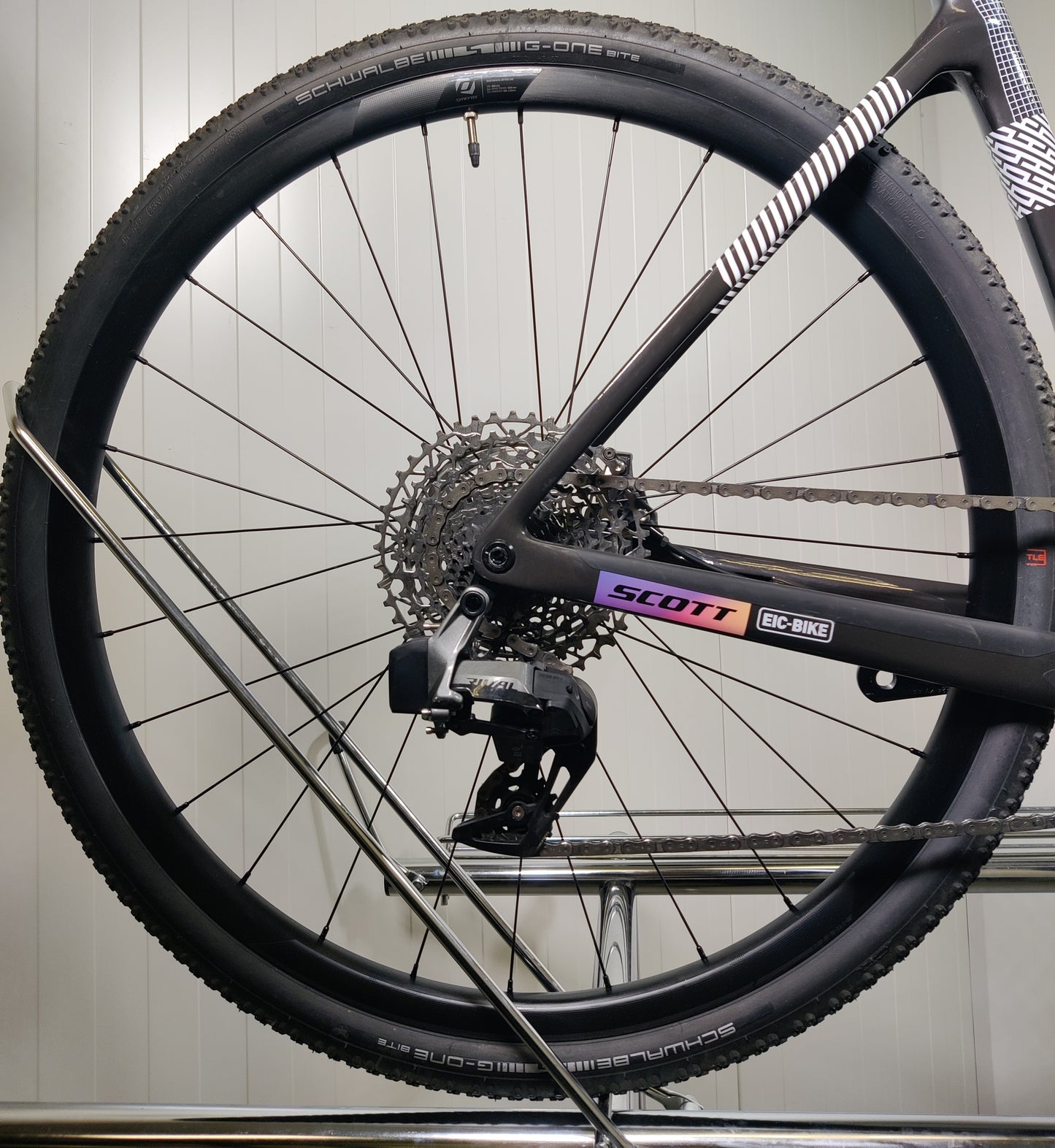 Scott Addict gravel 30 - M - 1,71m-1,82m - käytetty gravel-pyörä