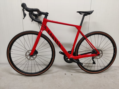 Canyon Endurace CF 7 M 2023 käytetty maantiepyörä