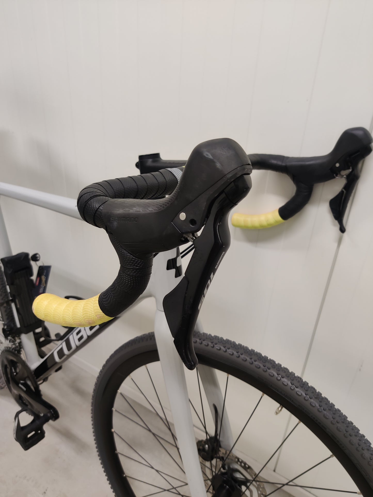 Käytetty Cube Cross Race Pro 56 2020 gravel-pyörä