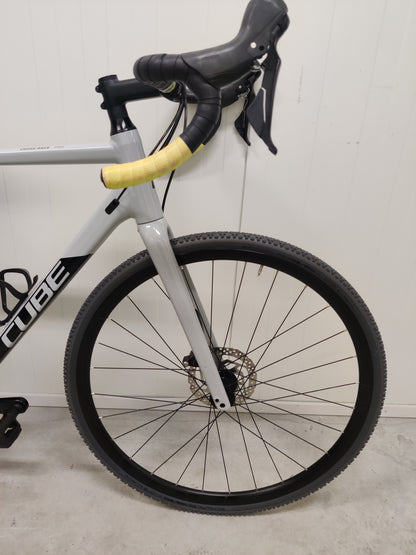 Käytetty Cube Cross Race Pro 56 2020 gravel-pyörä