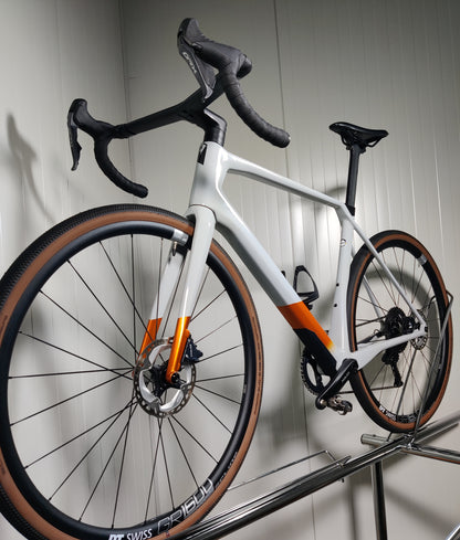 Superior X-ROAD Team Issue Di2 GR - 1,8-1,9m - L - 2024 - käytetty gravel-pyörä