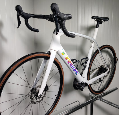 Trek Domane SL5 - 1,79m-1,86m - 2022 - käytetty maantiepyörä