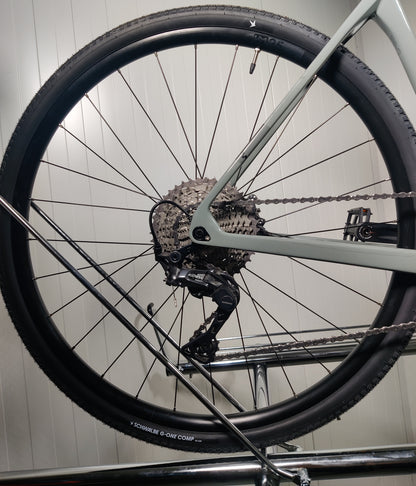 Cube NUROAD C:62 PRO - M - käytetty gravel-pyörä