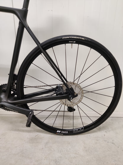 Canyon Ultimate CF SL Disc 8.0 Di2 2019 L käytetty maantiepyörä