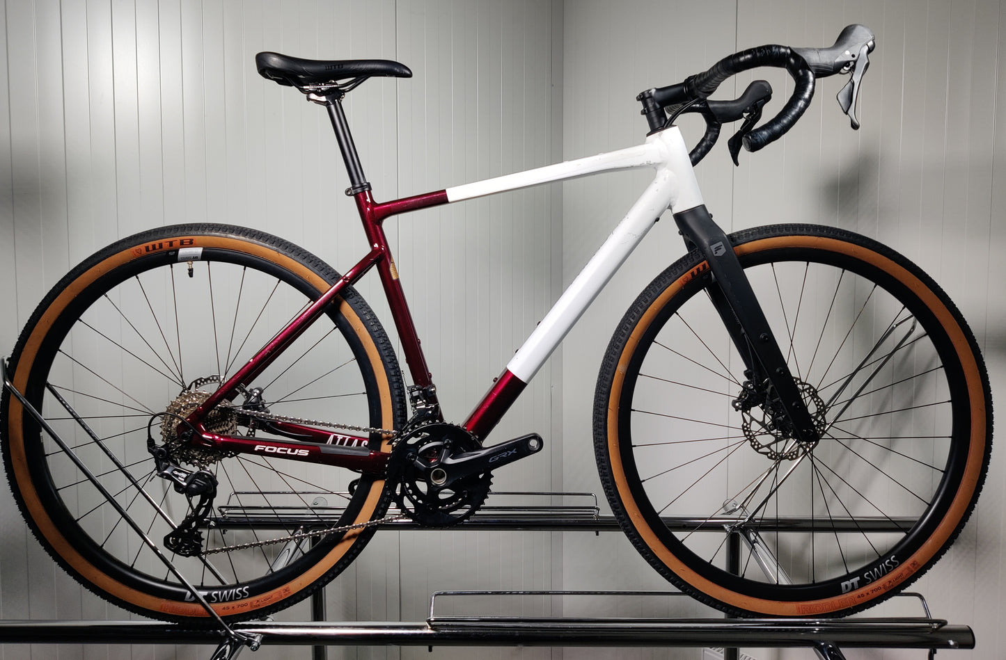 Focus atlas 6.8 - 1,71m-1,82m - M - käytetty gravel-pyörä