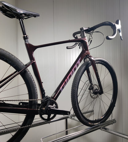Giant Revolt Advanced 1 M/L - 1,74-1,86 - käytetty gravel-pyörä