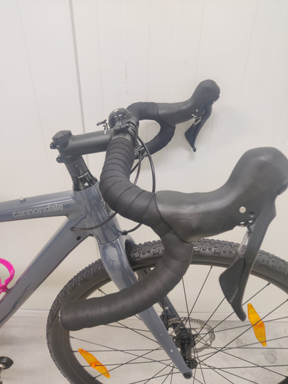 Cannondale topstone 1 S 2021 käytetty gravel-pyörä