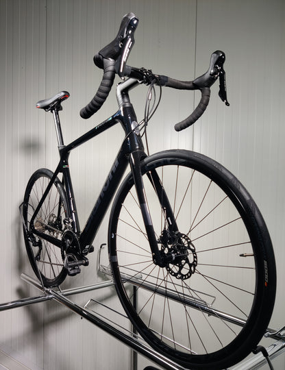 Bianchi Infinito xe 57cm - käytetty maantiepyörä 1,8-1,86m