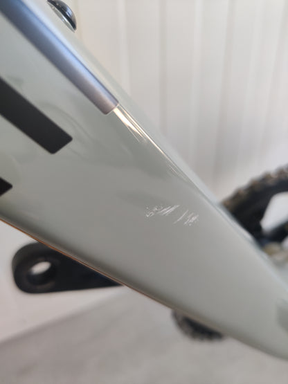 Käytetty Cube NUROAD C:62 PRO 2023 M gravel-pyörä