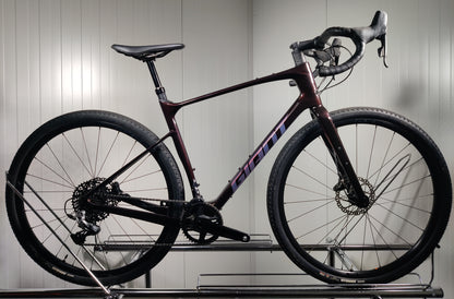 Giant Revolt Advanced 1 M/L - 1,74-1,86 - käytetty gravel-pyörä