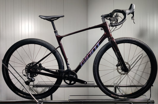 Giant Revolt Advanced 1 M/L - 1,74-1,86 - käytetty gravel-pyörä