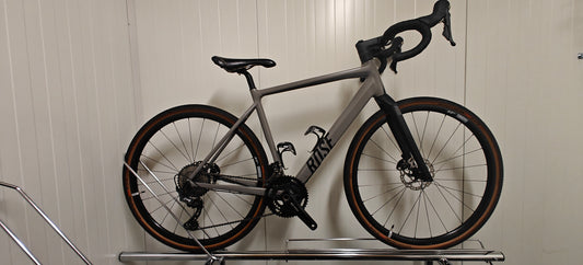 ROSE BACKROAD AL GRX RX810 - 55 - 174-179 cm pyöräilijälle - käytetty gravel-pyörä