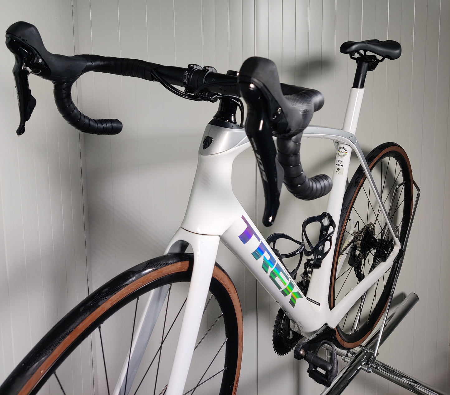 Trek Domane SL5 - 1,79m-1,86m - 2022 - käytetty maantiepyörä