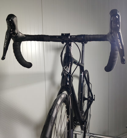 Bianchi Infinito xe 57cm - käytetty maantiepyörä 1,8-1,86m