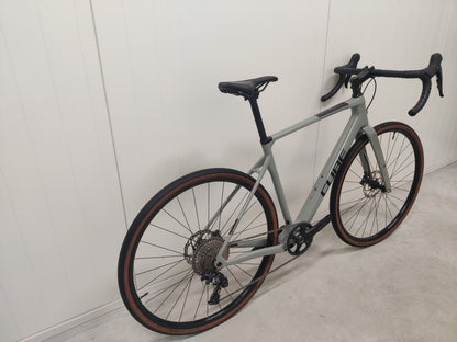 Käytetty Cube NUROAD C:62 PRO 2023 M gravel-pyörä