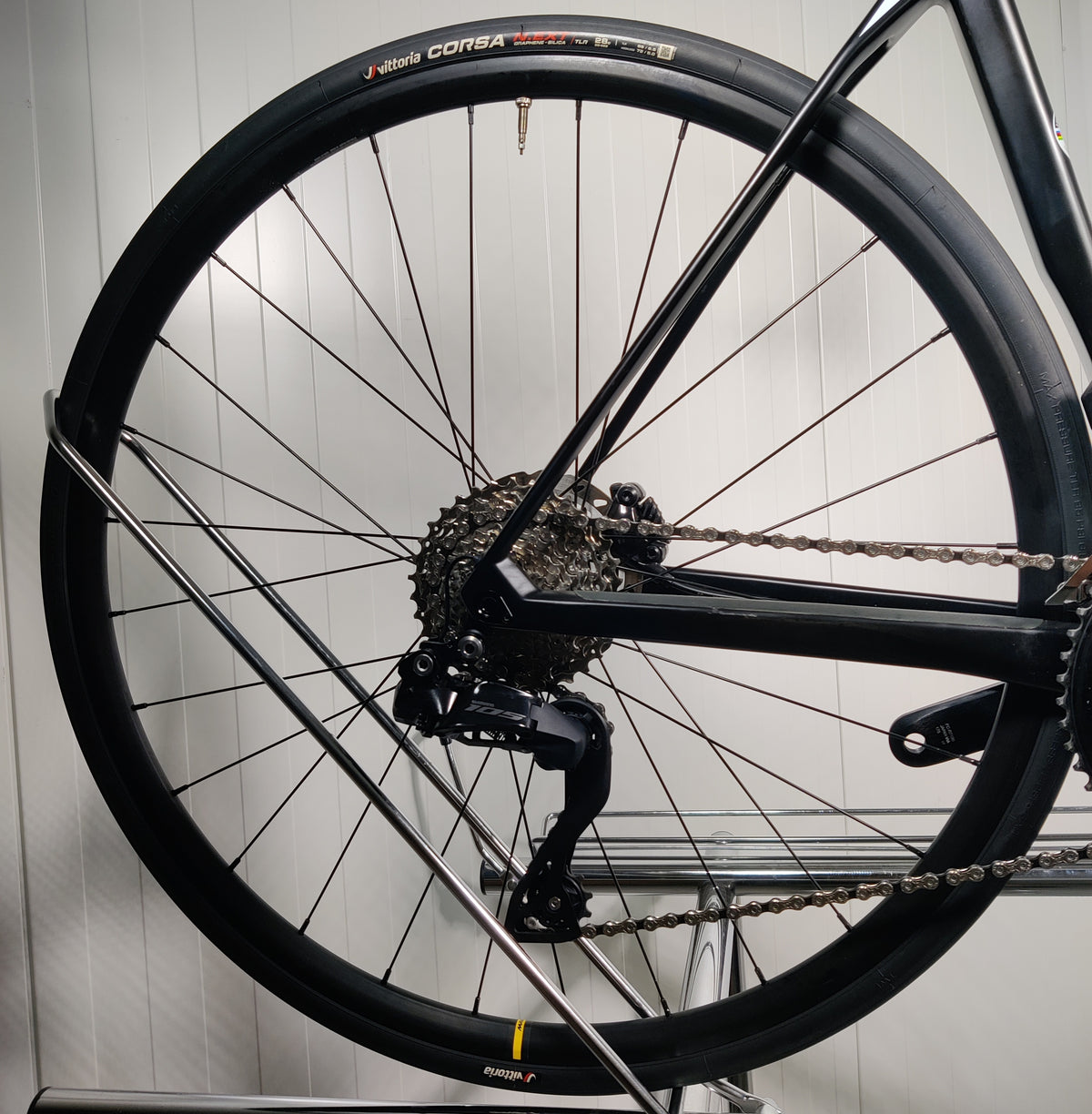 Bmc Roadmachine FIVE 58cm - 1.84-1,92m - käytetty maantiepyörä