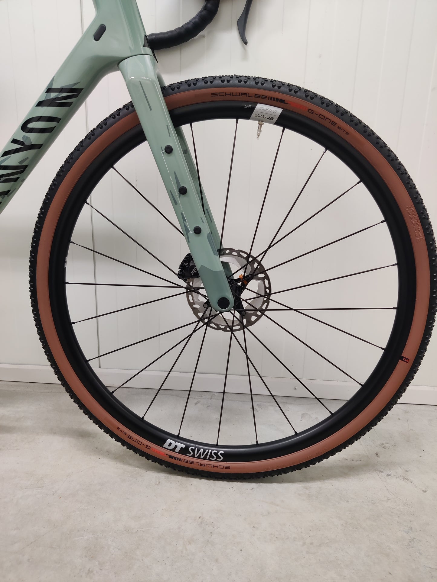 Canyon Grizl CF SL 8 1by 2024 L käytetty gravel-pyörä