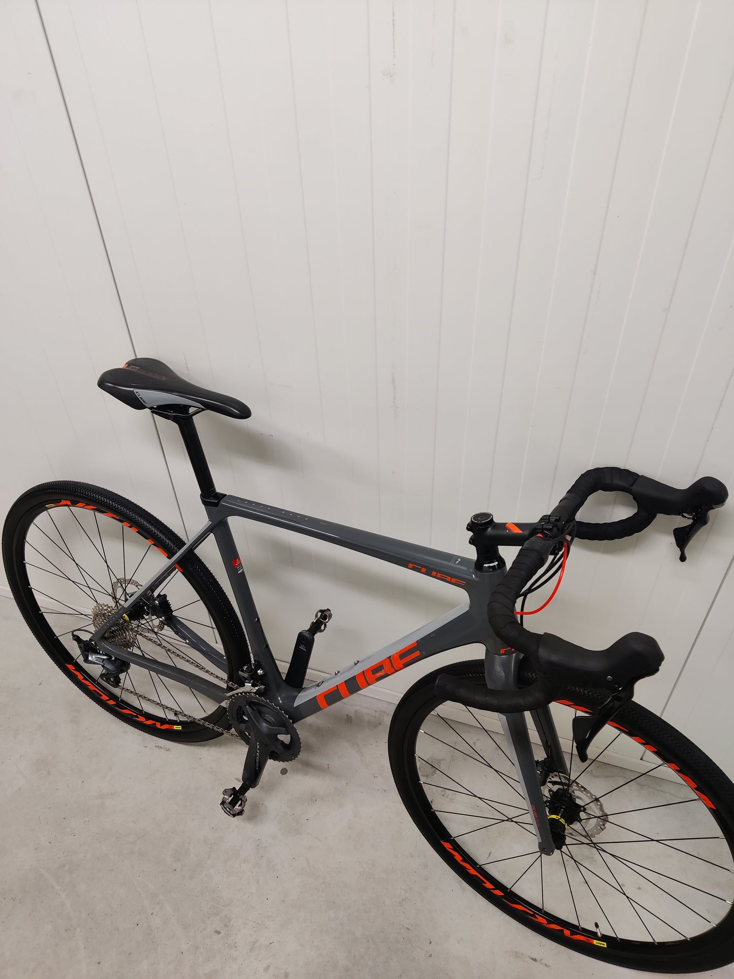 Cube CROSS RACE C:62 Pro 56 2018  n. 172-182 cm käytetty gravel-pyörä