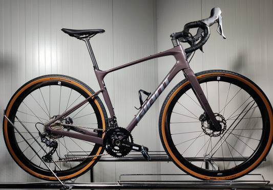 Giant Revolt Advanced 0 M - 1,7-1,81m - käytetty gravel-pyörä