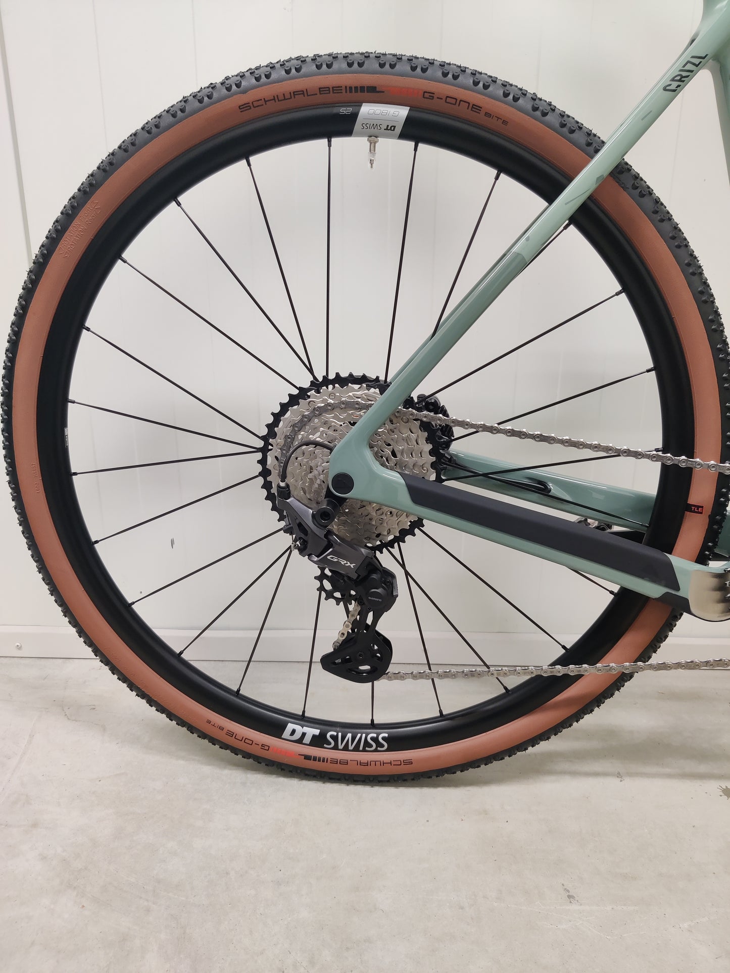 Canyon Grizl CF SL 8 1by 2024 L käytetty gravel-pyörä