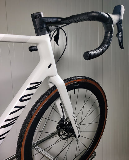Canyon Inflite CF SLX 8 AXS XL - 1,89-1,97m - käytetty gravel-pyörä