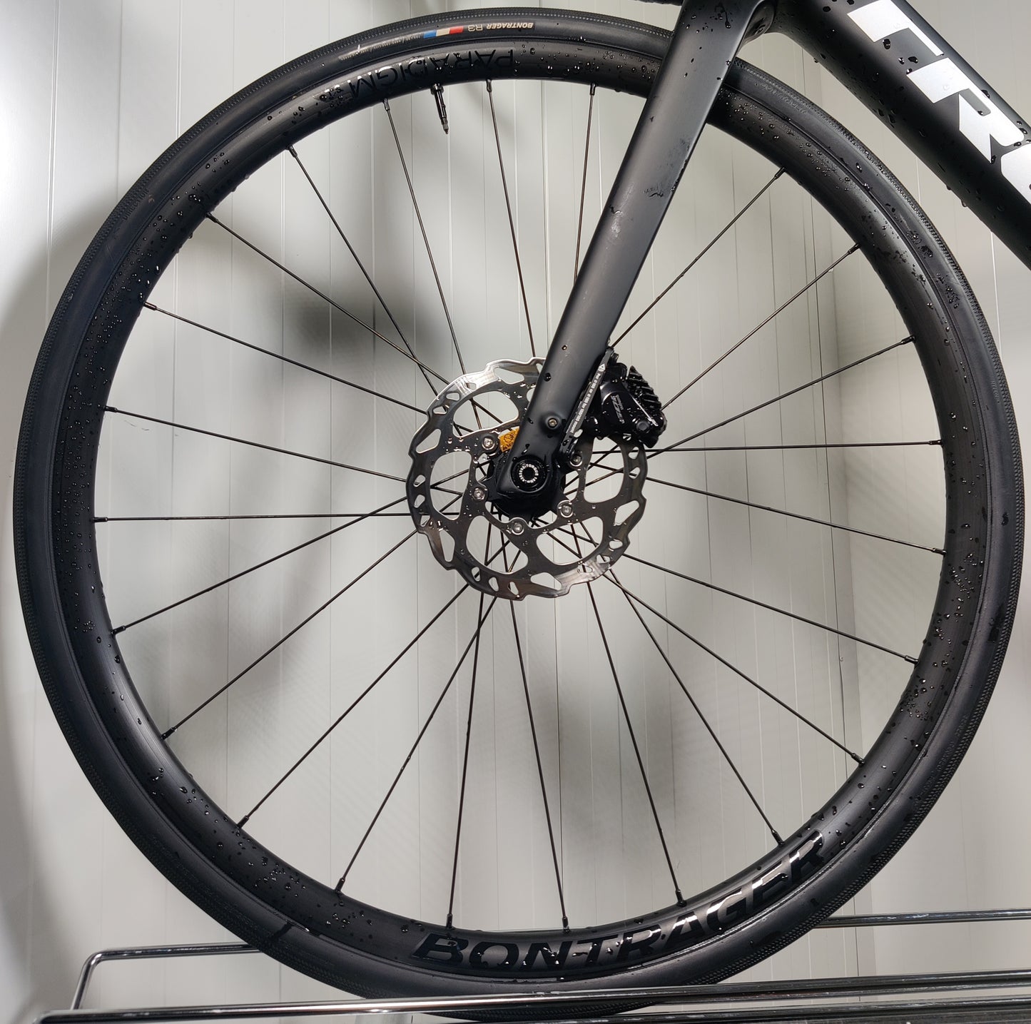 Trek domane SL5 GEN 4 - 1,79m-1,86m - käytetty maantiepyörä