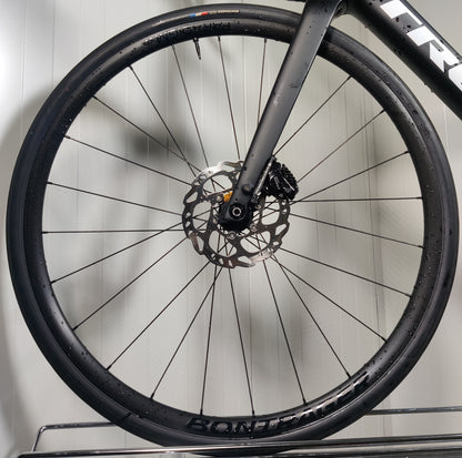 Trek domane SL5 GEN 4 - 1,79m-1,86m - käytetty maantiepyörä