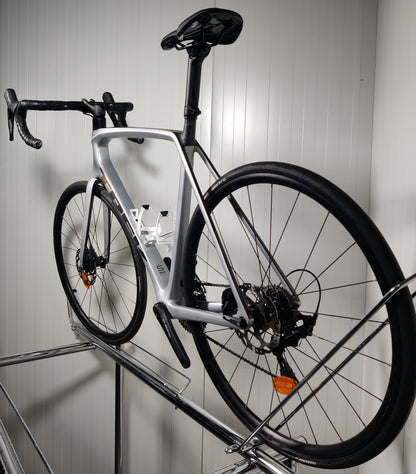 Trek Domane SL5 - 1,79m-1,86m - 2022 - käytetty maantiepyörä