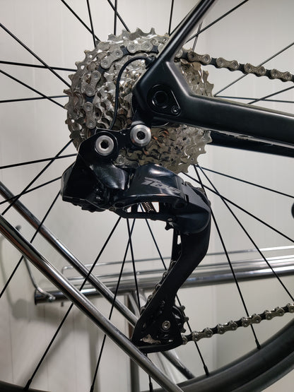 Bmc Roadmachine FIVE 58cm - 1.84-1,92m - käytetty maantiepyörä