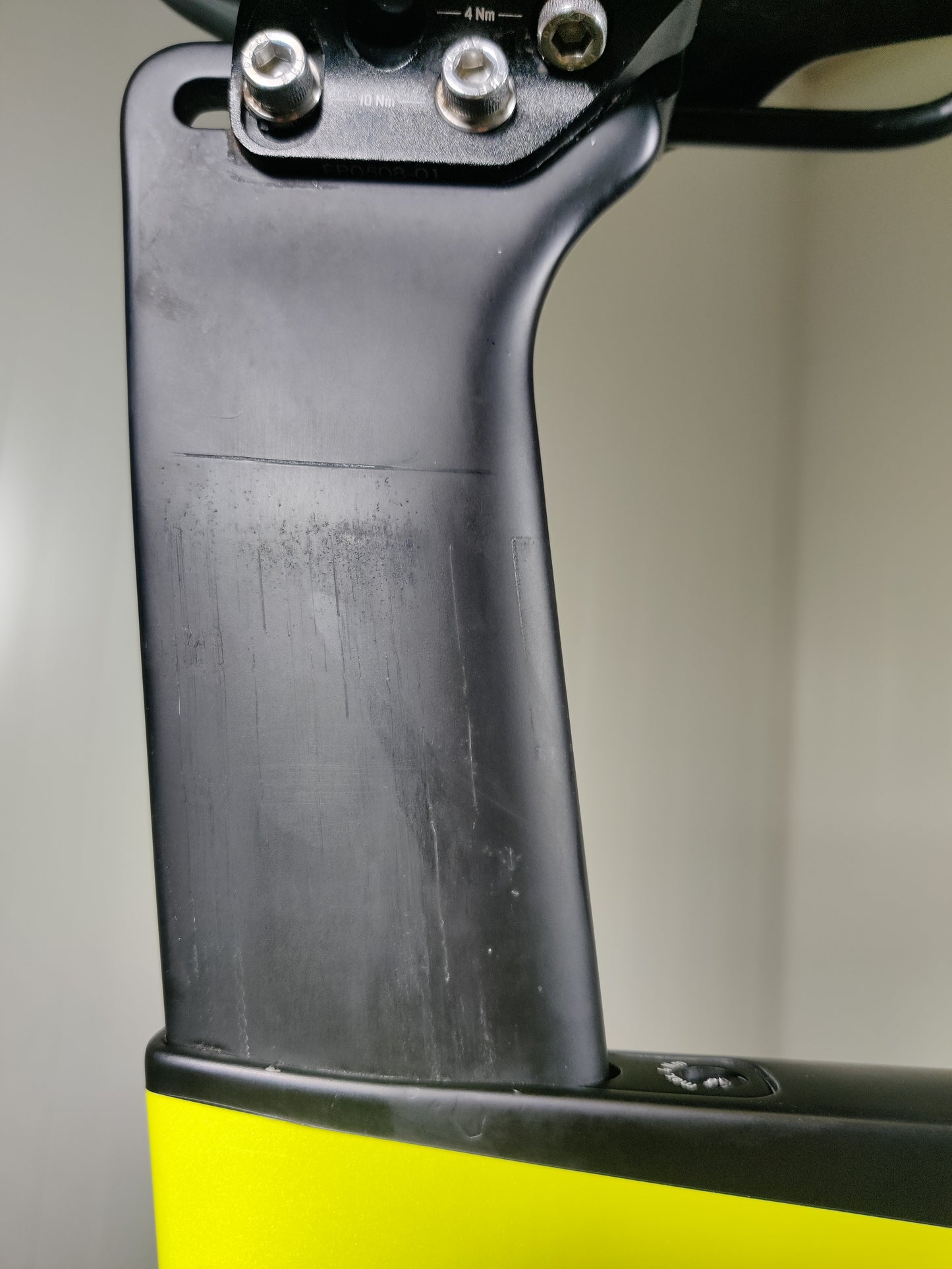 Canyon Speedmax CF 7 Disc - 1,65-175m - 2023 - käytetty triathlon-pyörä - käytetty aika-ajopyörä