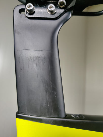 Canyon Speedmax CF 7 Disc - 1,65-175m - 2023 - käytetty triathlon-pyörä - käytetty aika-ajopyörä