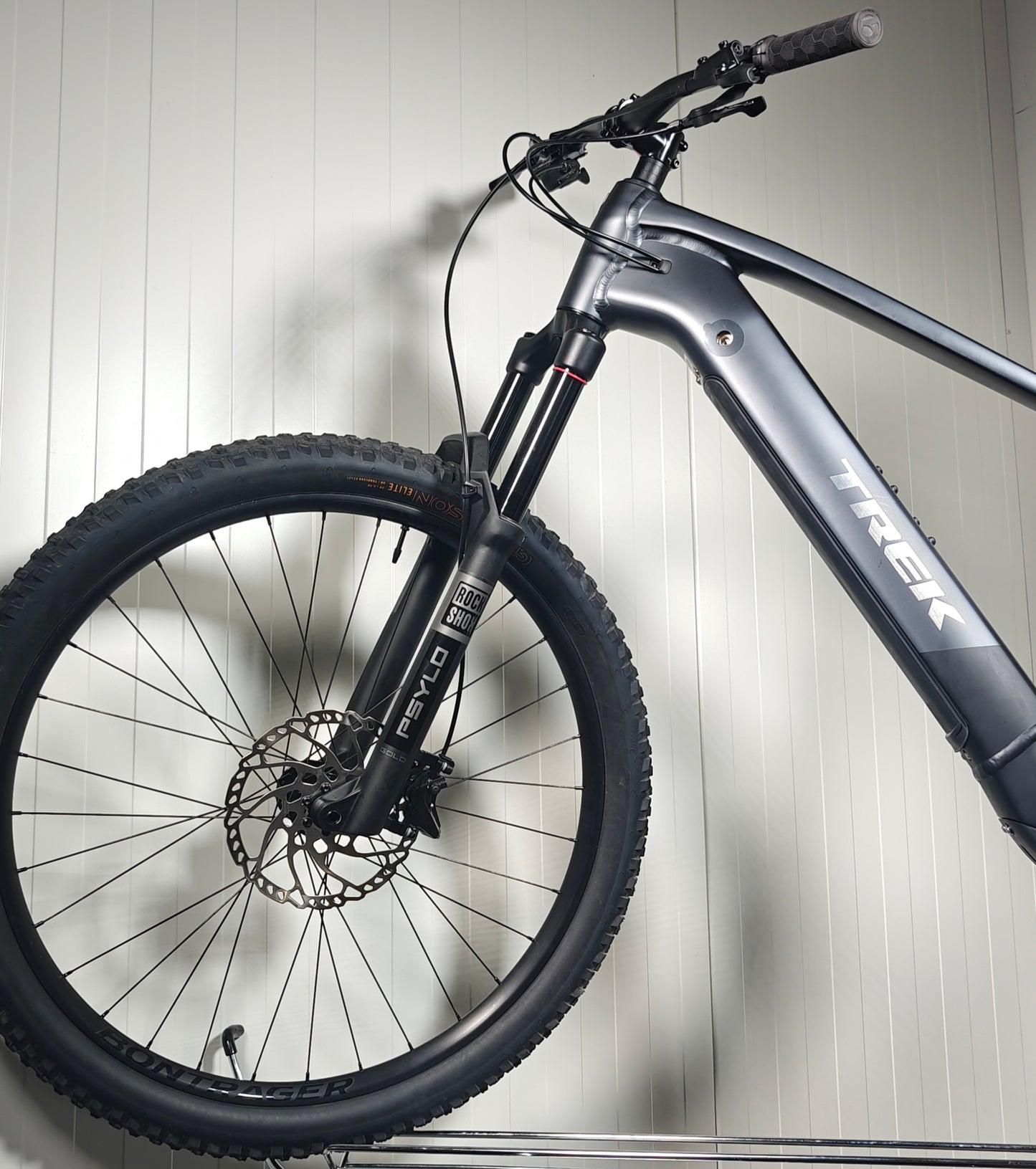 Trek Rail 5 Gen 5 XL - 1,86-1,96m - käytetty Sähköpyörä