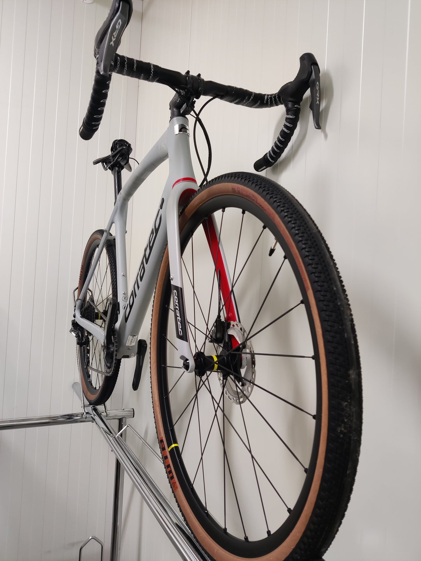 Corratec Allroad c1 1x11 GRX Di2  - 185-193cm pyörilijälle - 56 - käytetty gravel-pyörä