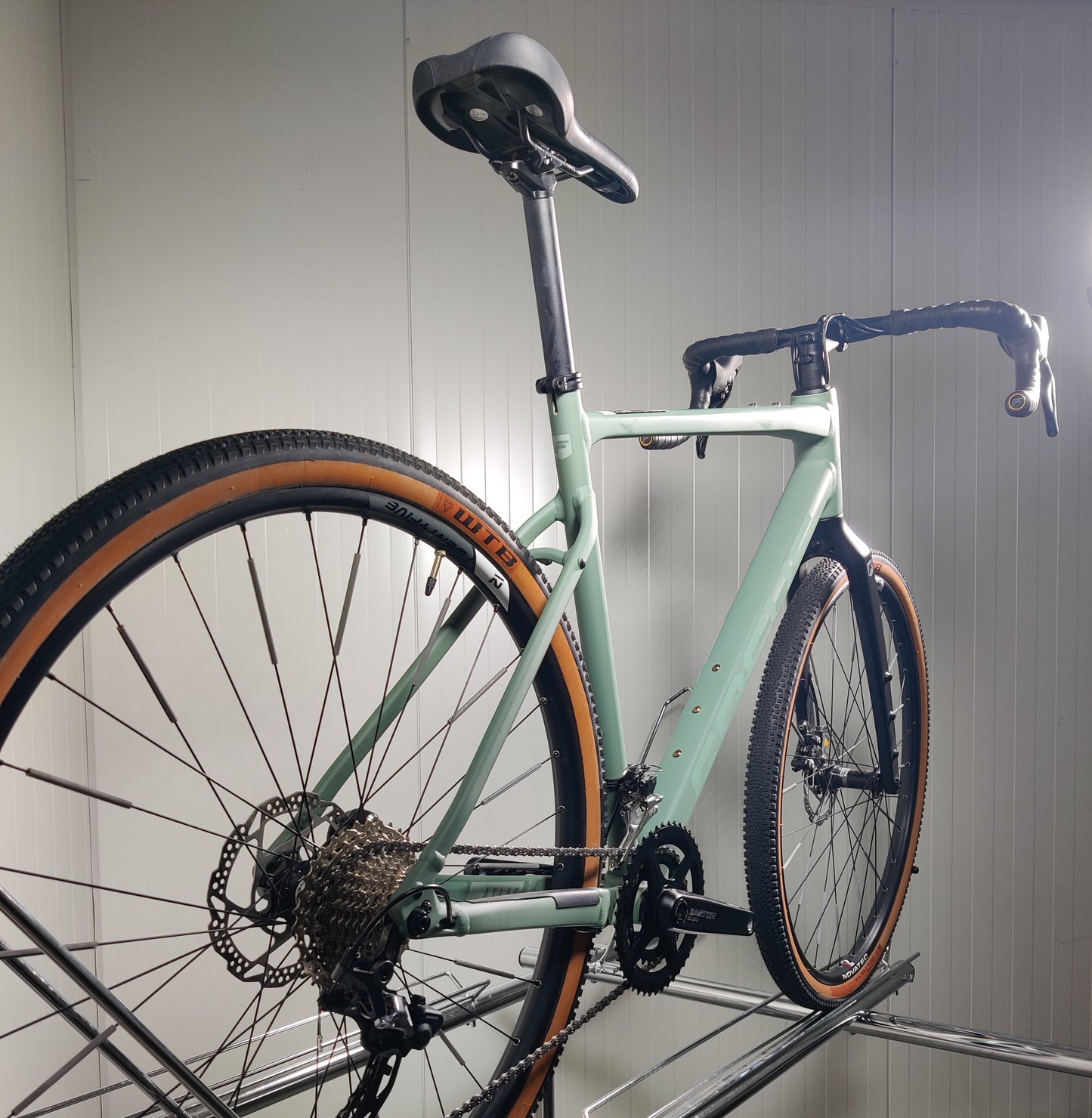 Focus ATLAS 6.8 L - käytetty gravel-pyörä 1,79-189m