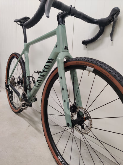 Canyon Grizl CF SL 8 1by 2024 L käytetty gravel-pyörä