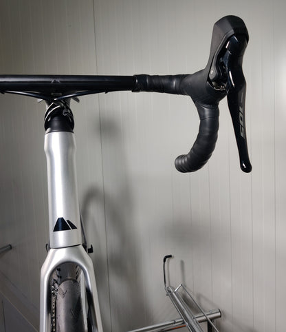 Canyon Endurace CF 7 L - 183-192m - käytetty maantiepyörä