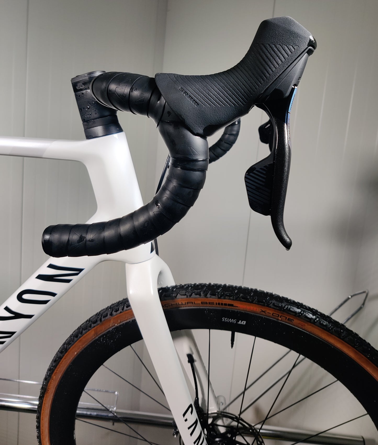 Canyon Inflite CF SLX 8 AXS XL - 1,89-1,97m - käytetty gravel-pyörä