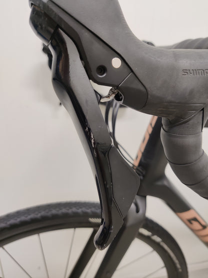 Giant Revolt Advanced 3 XL 2022 käytetty gravel-pyörä