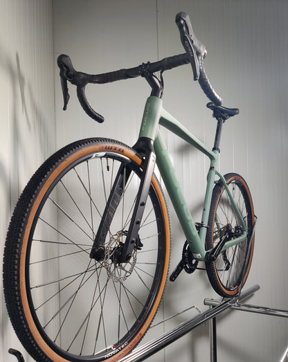 Focus ATLAS 6.8 L - käytetty gravel-pyörä 1,79-189m