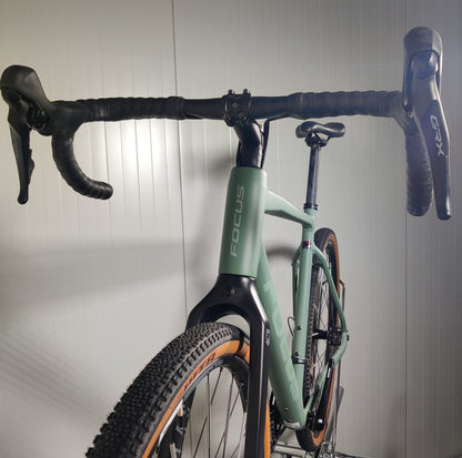 Focus ATLAS 6.8 L - käytetty gravel-pyörä 1,79-189m