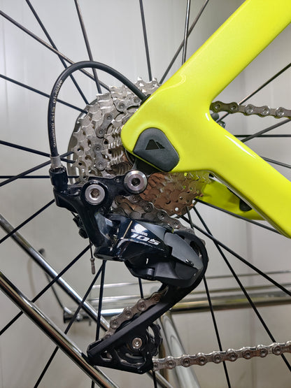 Canyon Speedmax CF 7 Disc - 1,65-175m - 2023 - käytetty triathlon-pyörä - käytetty aika-ajopyörä
