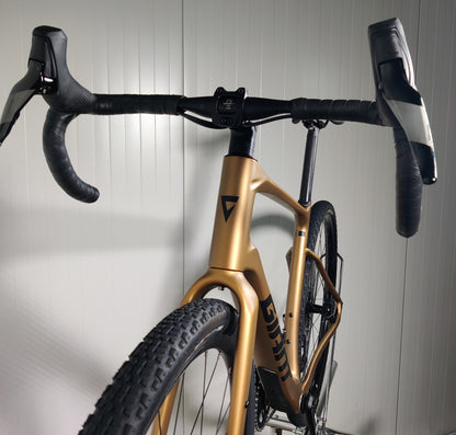 Giant Revolt Advanced 1 ML - 1,74-1,86m - käytetty gravel-pyörä
