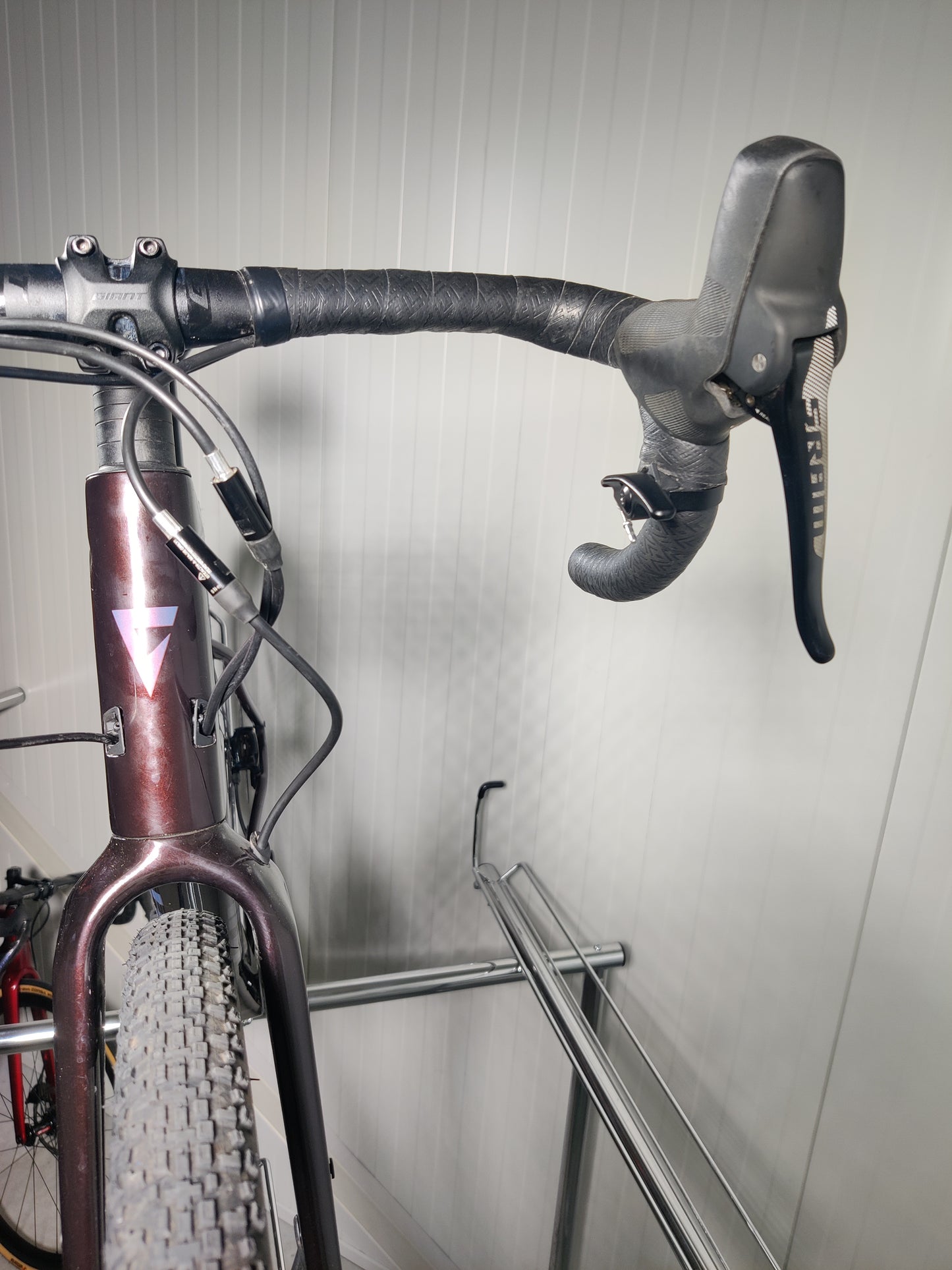 Giant Revolt Advanced 1 M/L - 1,74-1,86 - käytetty gravel-pyörä