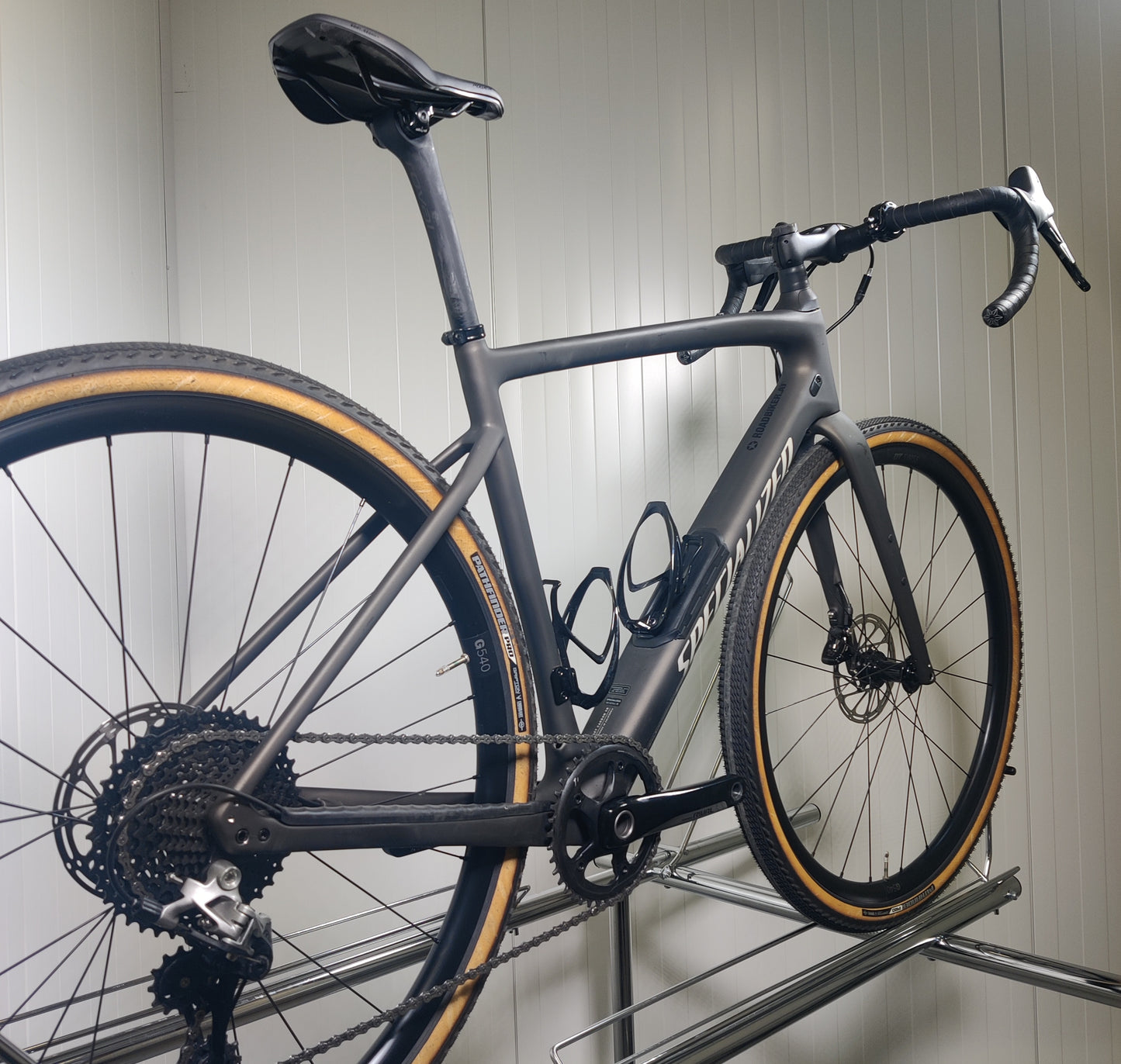 Specialized Diverge Comp Carbon - 56cm - 1,75m-1,81m - käytetty gravel-pyörä