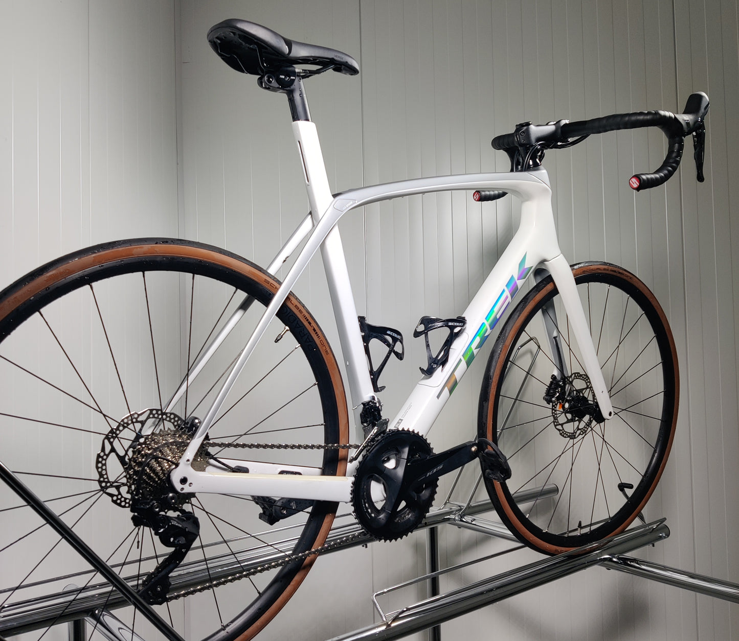 Trek Domane SL5 - 1,79m-1,86m - 2022 - käytetty maantiepyörä
